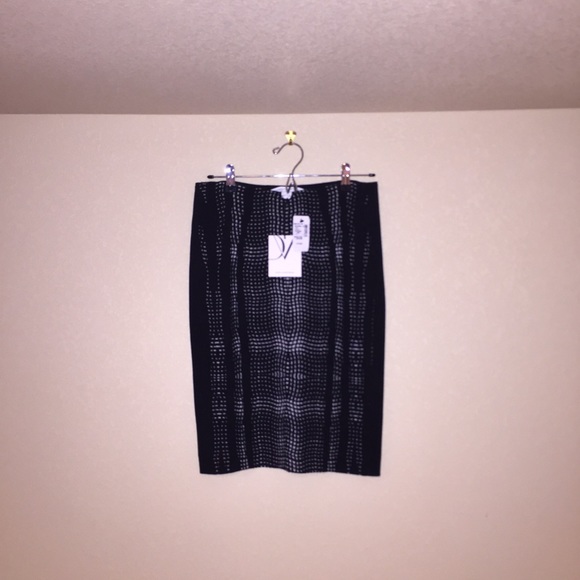 Diane Von Furstenberg snake print skirt - Picture 1 of 4