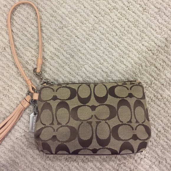 Coach Wristlet - Tan - Authentic