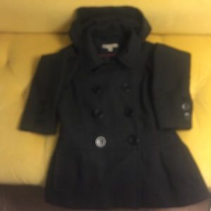 Wool Peacoat with detachable hood.