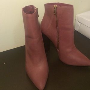 Ankle boots