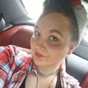 Meet your Posher, Alyssa