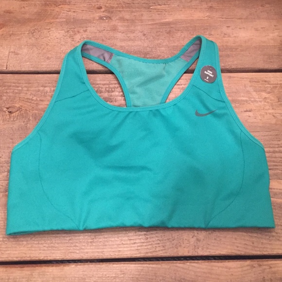 Green nike sports bra.