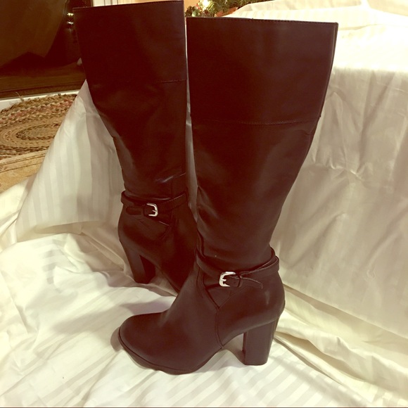 Marc Fisher black boots