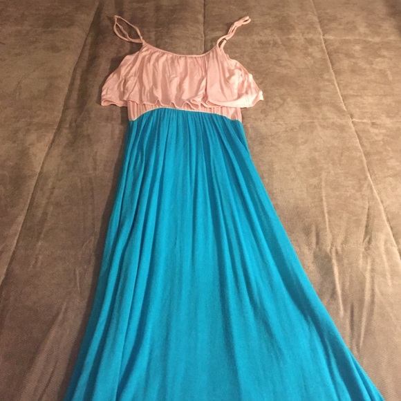 Spaghetti strap maxi dress