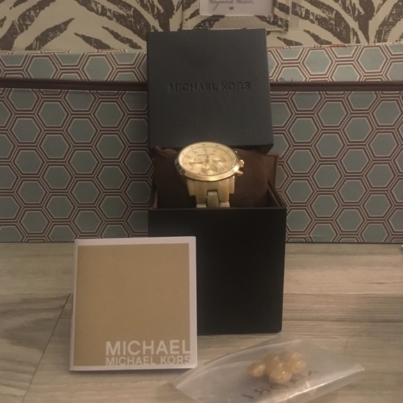 Michael Kors Accessories - Michael Kors horn color ceramic watch original box