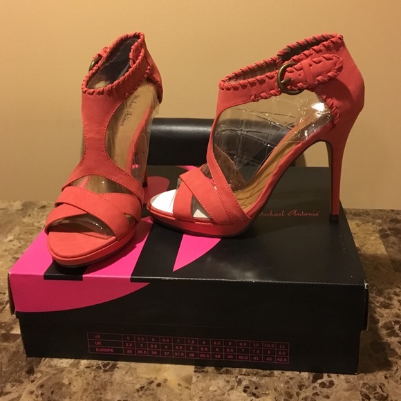 BRAND NEW Michael Antonio "Tanaka" heels