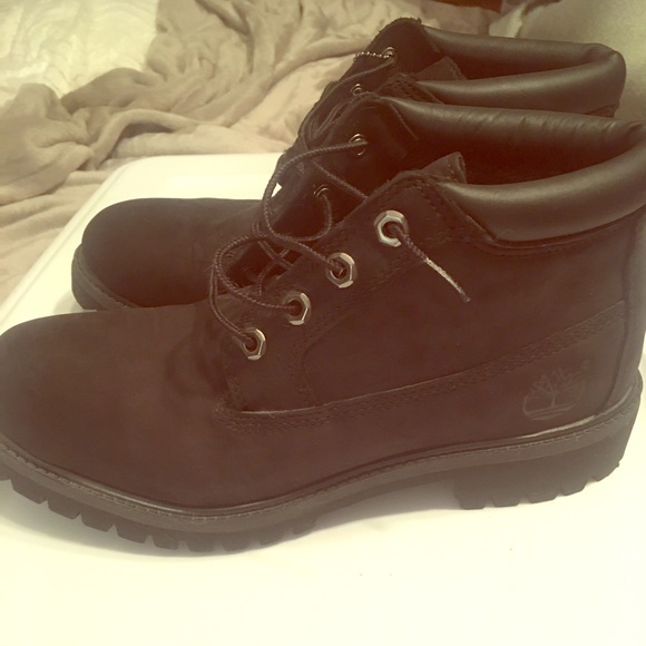 Timberlands All Black Low - Picture 1 of 4