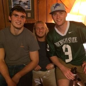 Meet your Posher, Aaron