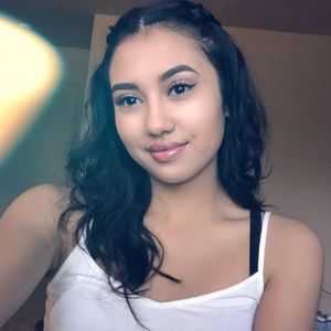 Meet your Posher, Britney grace