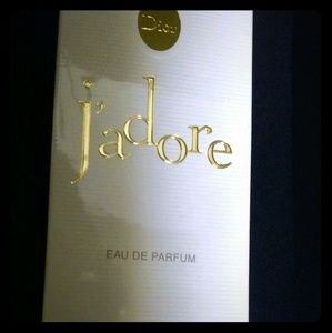 J'adore eau parfum