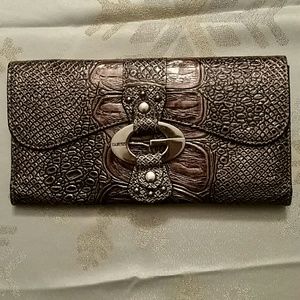 Guess wallet