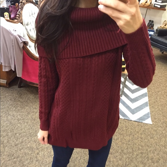 Merlot off shoulder cable knit sweater bnwtag - Picture 2 of 3