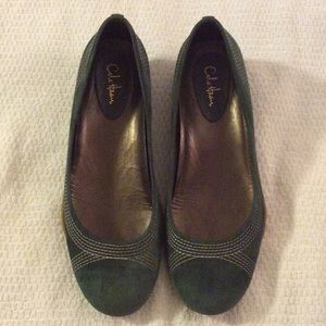 Hunter Green Cole Haan loafers sz 9