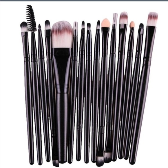15 Piece Make Up Set