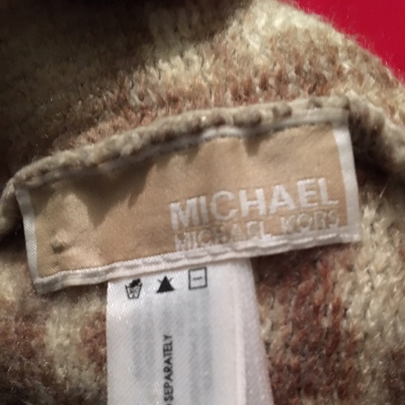 Michael Kors infinity scarf - Picture 2 of 3