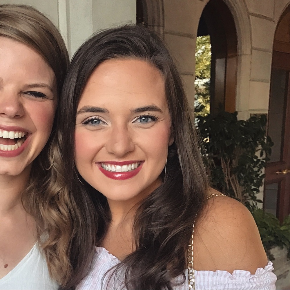 Meet your Posher, Elizabeth