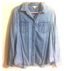 Banana Republic Jean Looking Button Down