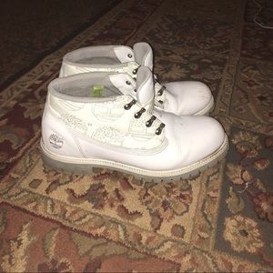 Low cut white 6" timberlands