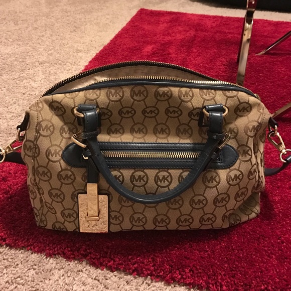 ✔️💯 AUTHENTIC Michael by Michael Kors Handbag