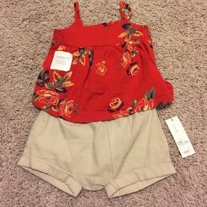 Old Navy Red floral tunic outfit