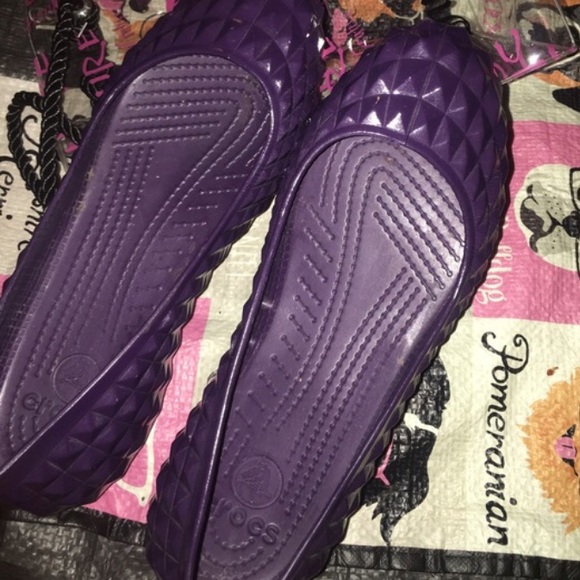 Crocs purple flats