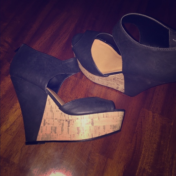 Madden Girl Shoes - ❤️Madden Girl Cork Platform Wedges💋