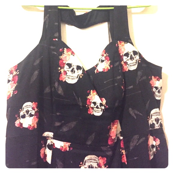 Torrid pin up Style dress