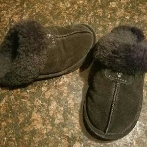 Bearpaw Loki slippers