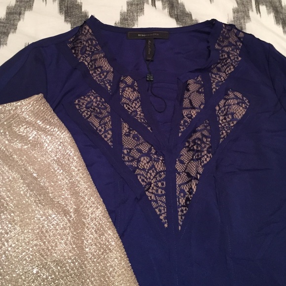 Gorgeous navy lace blouse by bcbgmaxazria!!