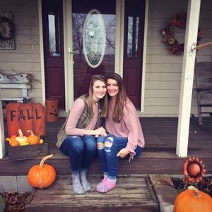 Meet your Posher, Lauren