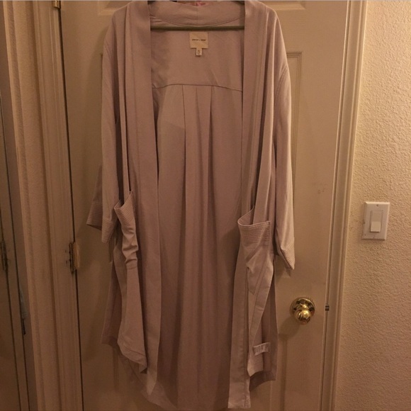 urban outfitters beige duster robe