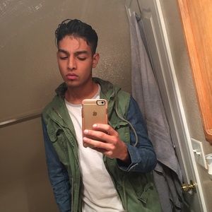 Meet your Posher, Armando