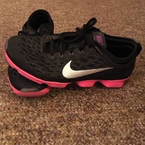 Nike Zoom Pink Running Shoes Size 9