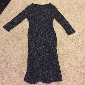 Liz Lange ruched maternity dress