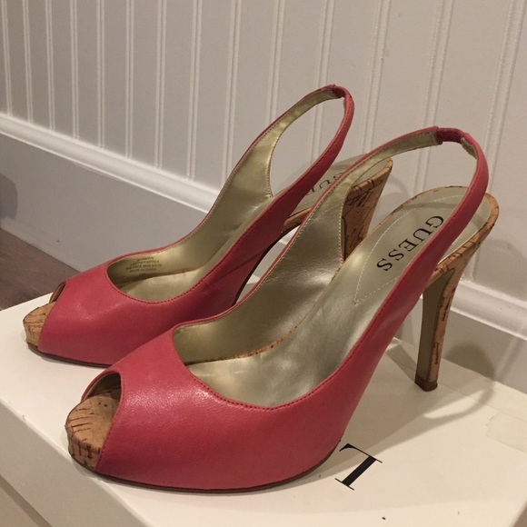 Guess Sandals 👠