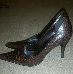 Nine West brown Heels