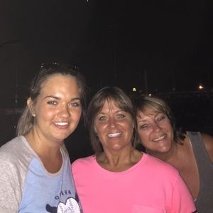 Meet your Posher, Laurie