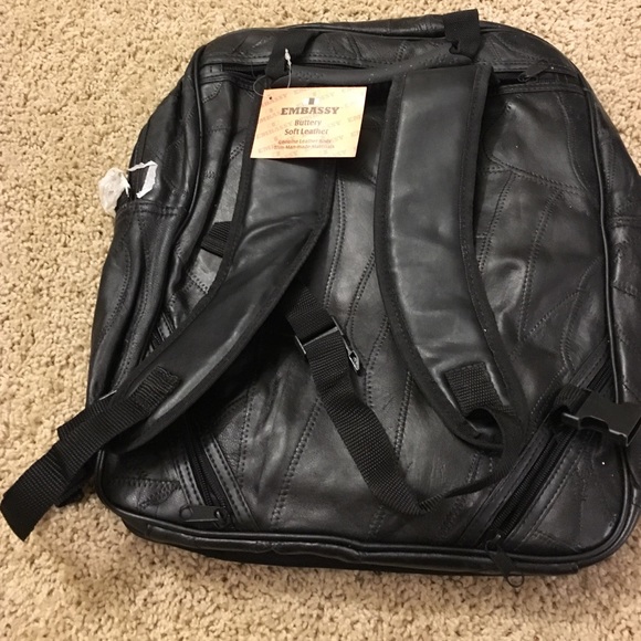 Leather backpack - Picture 2 of 4