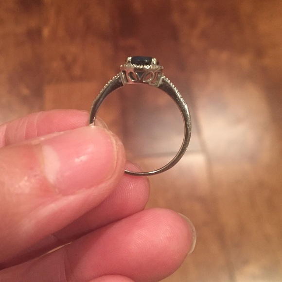 14K white gold London Blue topaz halo ring - Picture 4 of 4