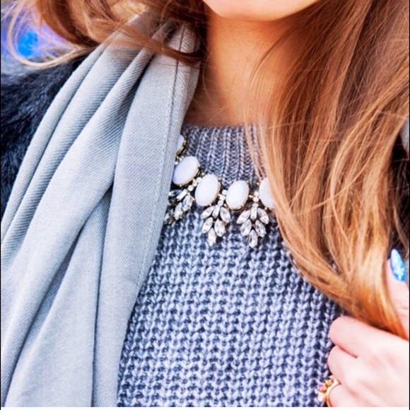 NWT Lilac statement necklace - Picture 2 of 3