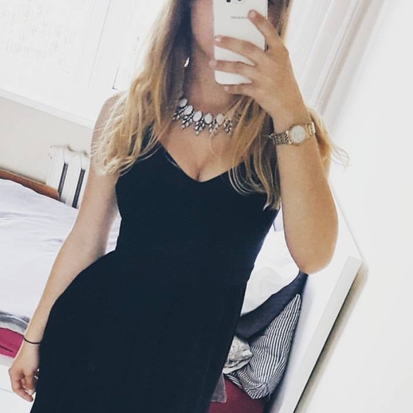 NWT Lilac statement necklace - Picture 3 of 3