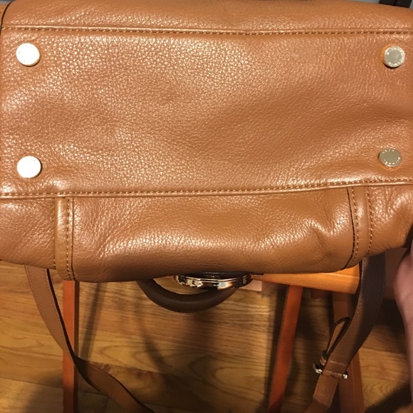 Authentic Michael Kors bag for sale. - Picture 5 of 7