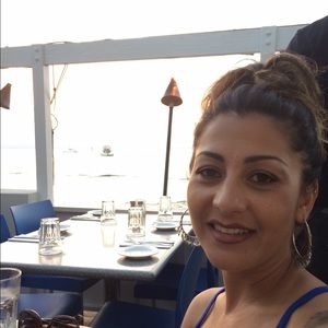 Meet your Posher, Nazia