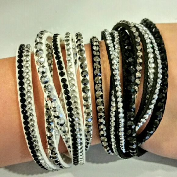 Jewelry - Sparkle!! Rhinestone multi-layer bracelet