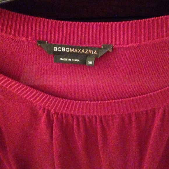 Beautiful BCBG long sweater - Picture 3 of 3