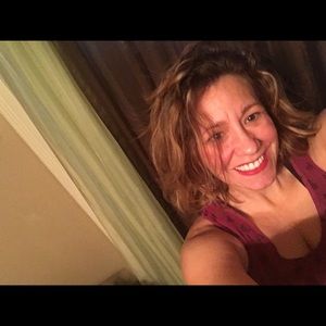 Meet your Posher, Shelly