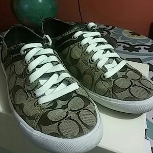 COACH Sneakers