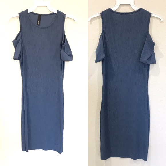 Cold shoulder dress - Picture 4 of 4