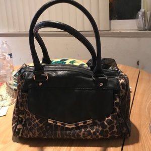 Jessica Simpson purse