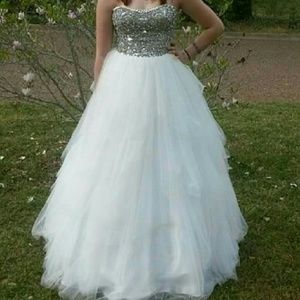 Sherri Hill Saddie Robertson Original